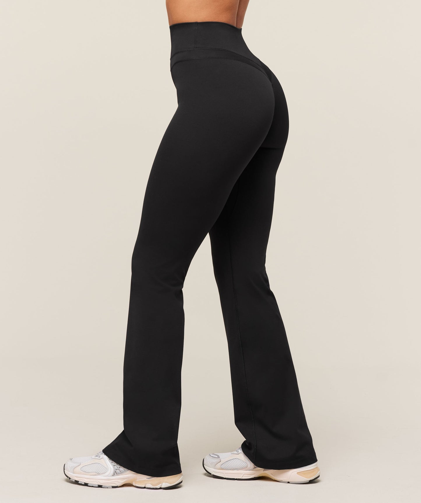 Whitney Regular Flared Legging - Black