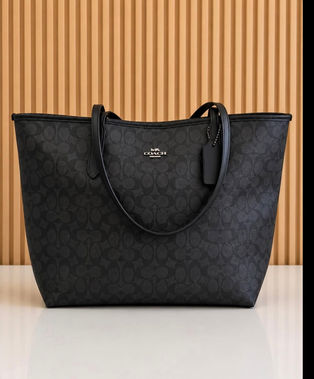 Coach Signature City Tote - Black