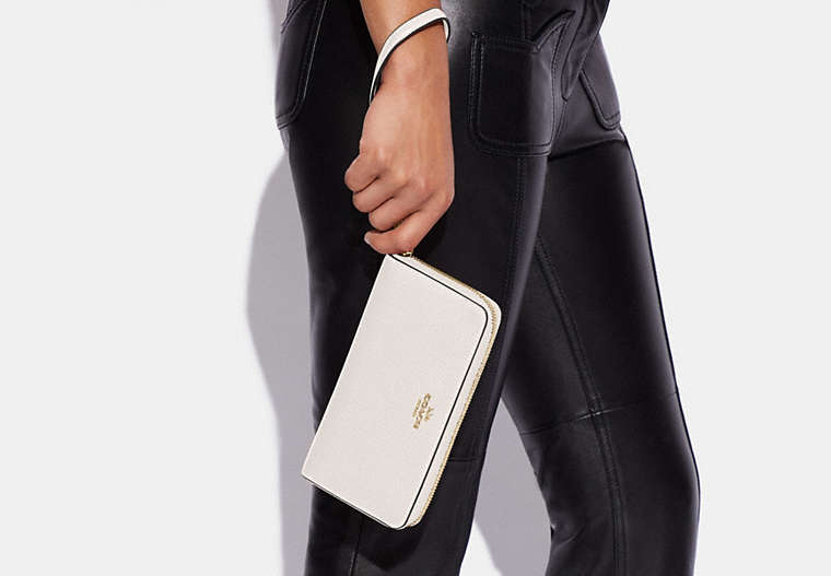 Coach Pebble Leather Large Zip Around Wallet - Chalk