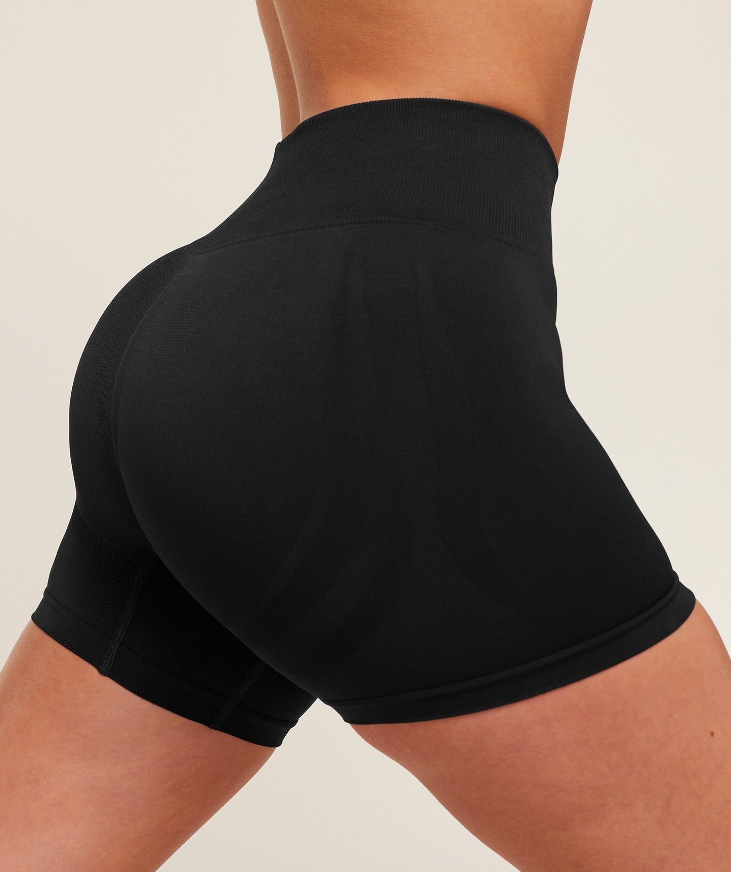 Light Hold Shorts - GS Black